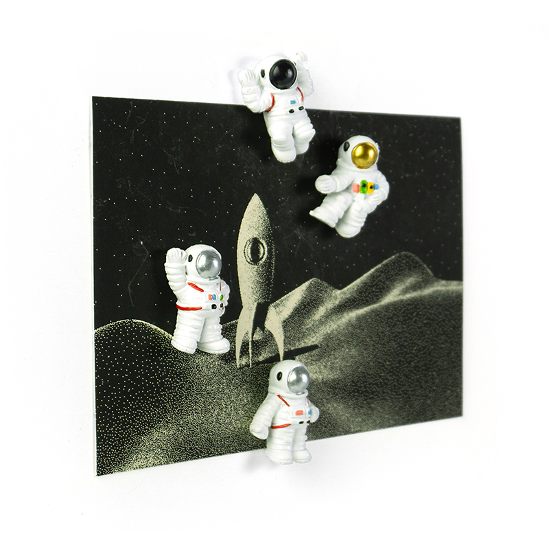 Magnets SPACE set of 4  