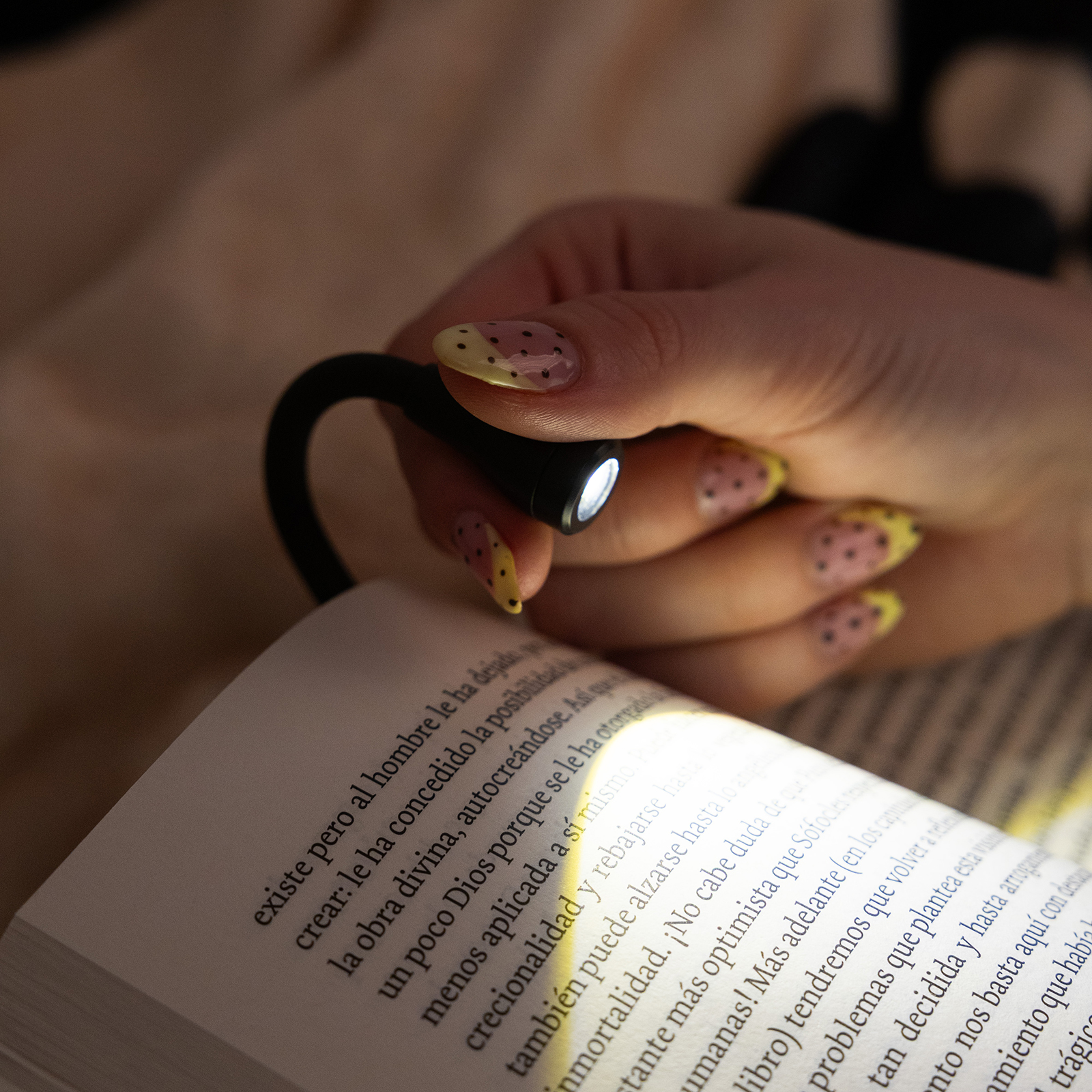 Reading Light EYES