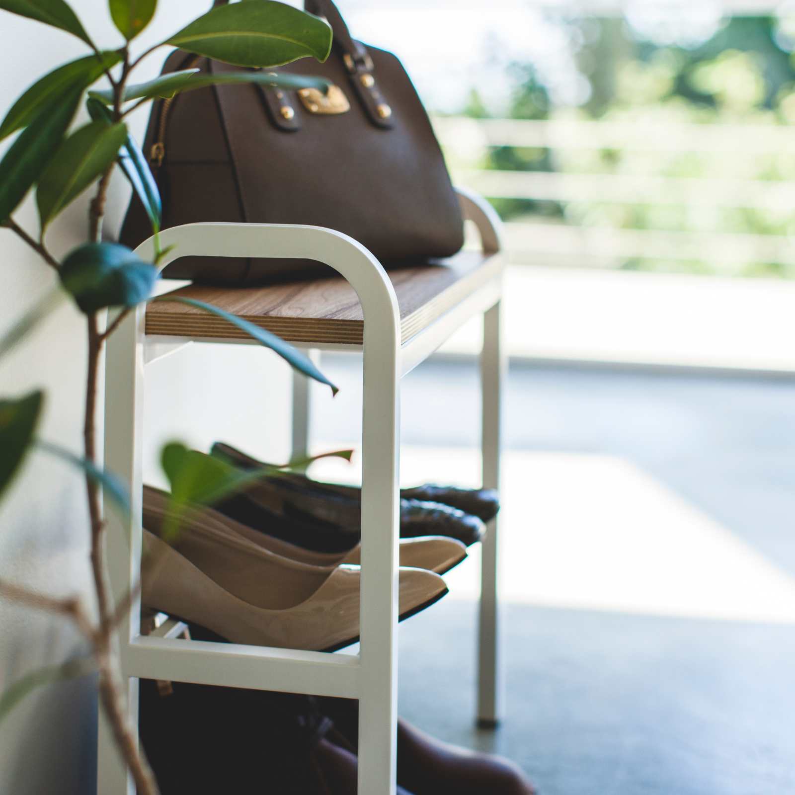 Étagère à chaussures avec tablette en bois TOWER blanc