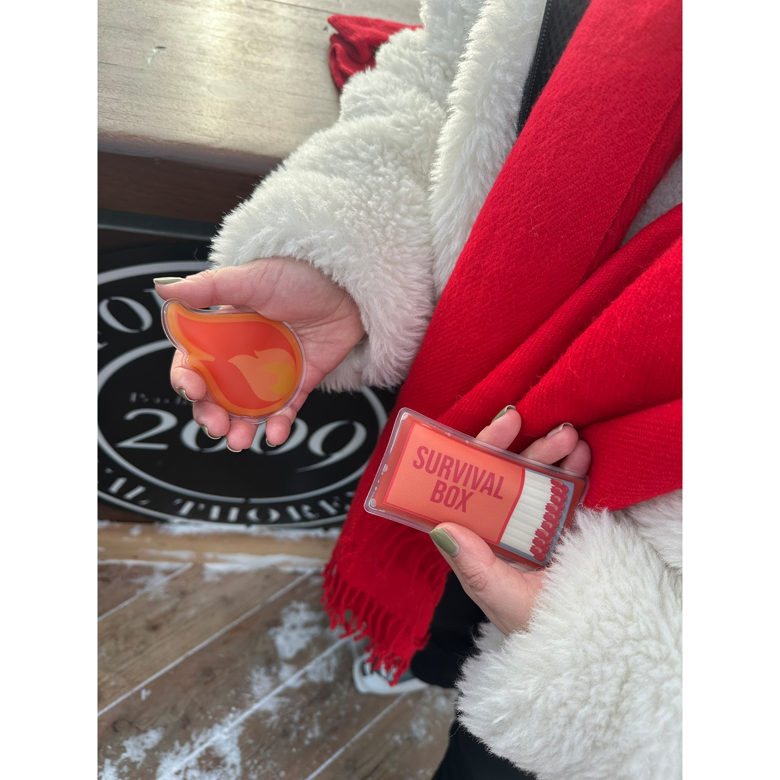 Hand warmer SURVIVAL BOX  pack of 2