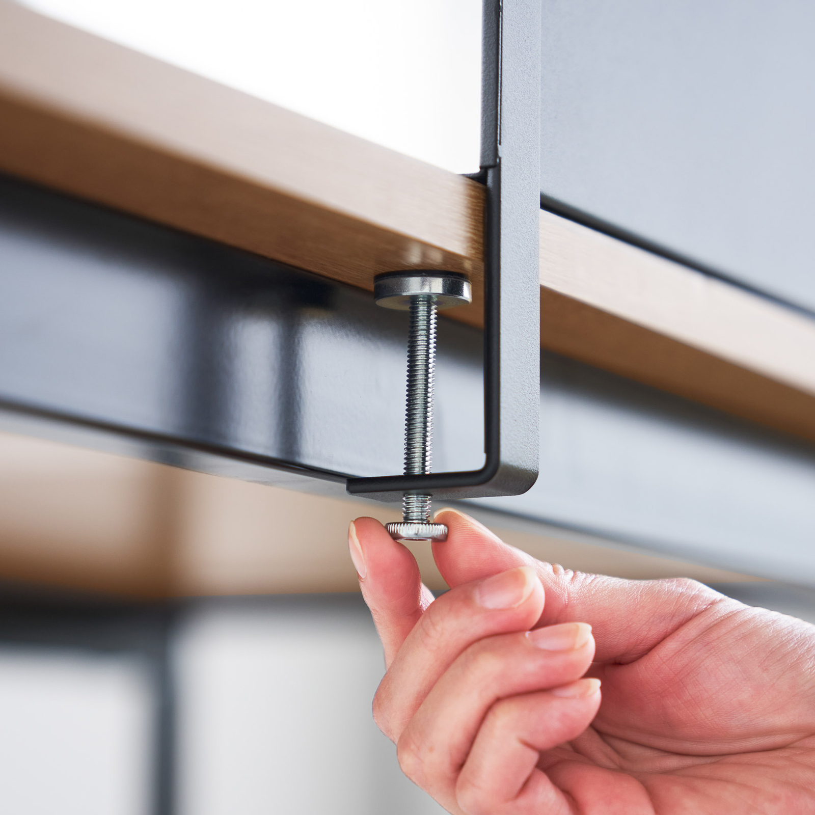 Magnetwand für den Schreibtisch TOWER black