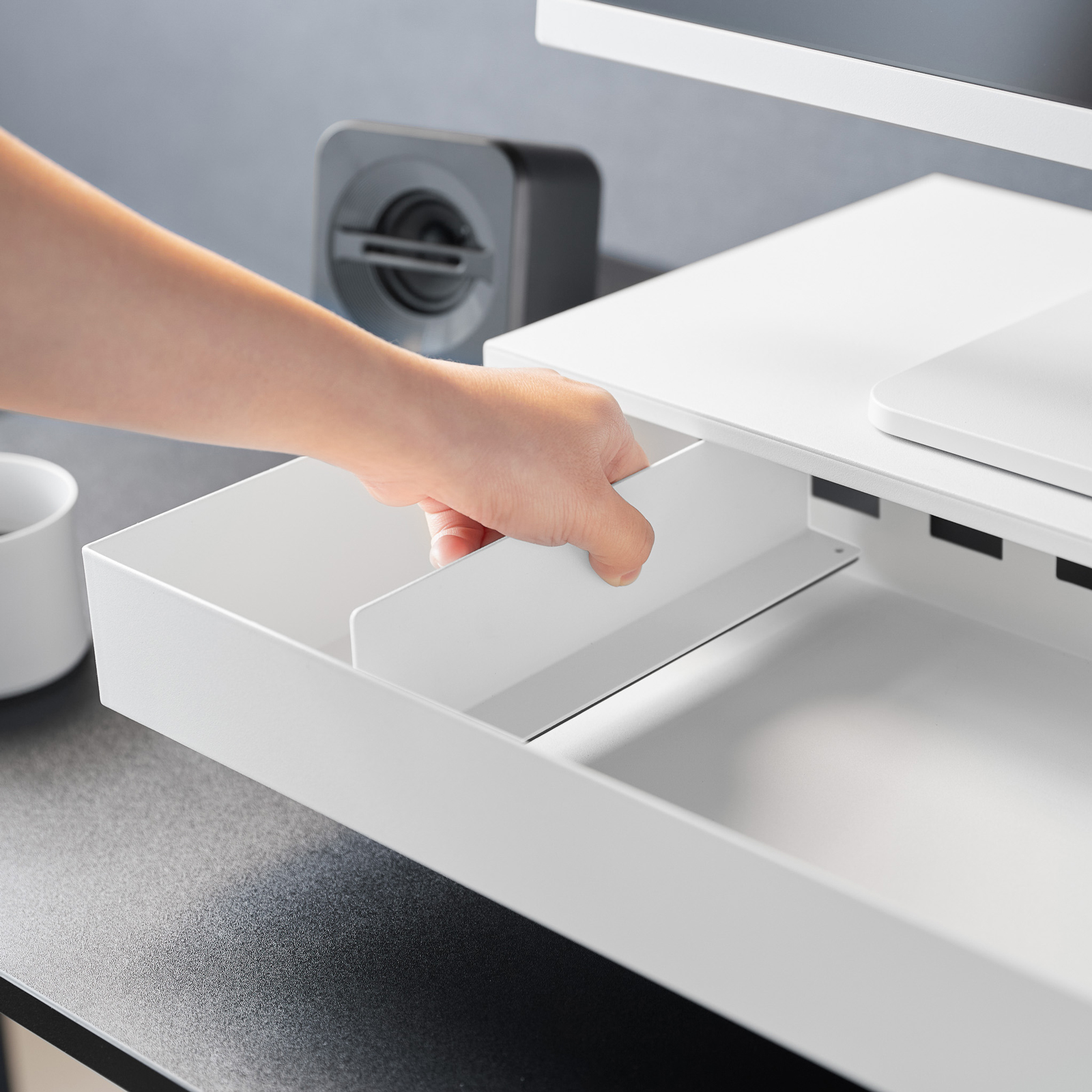 Monitorständer mit Schublade TOWER weiss