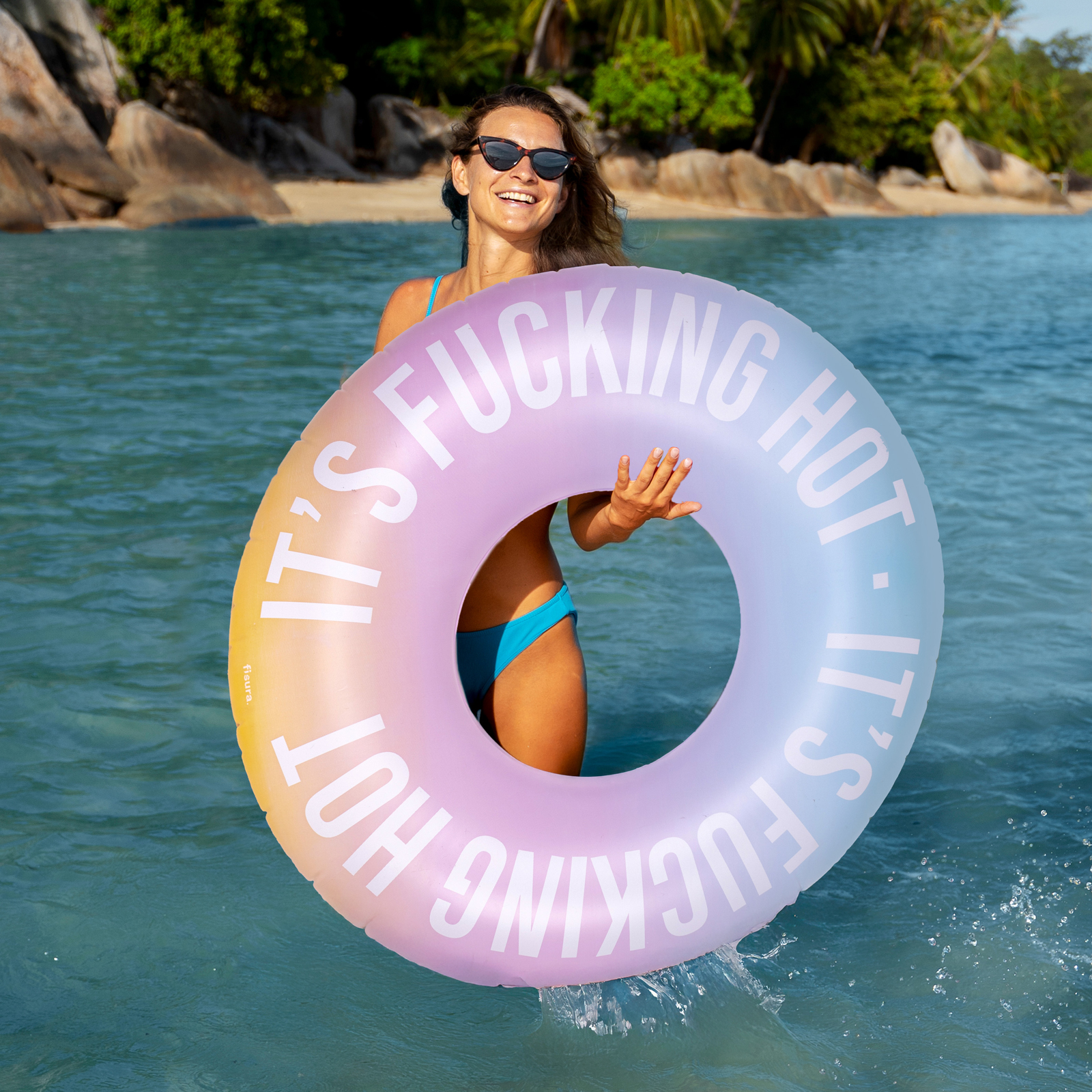 Floatie FUCKING HOT
