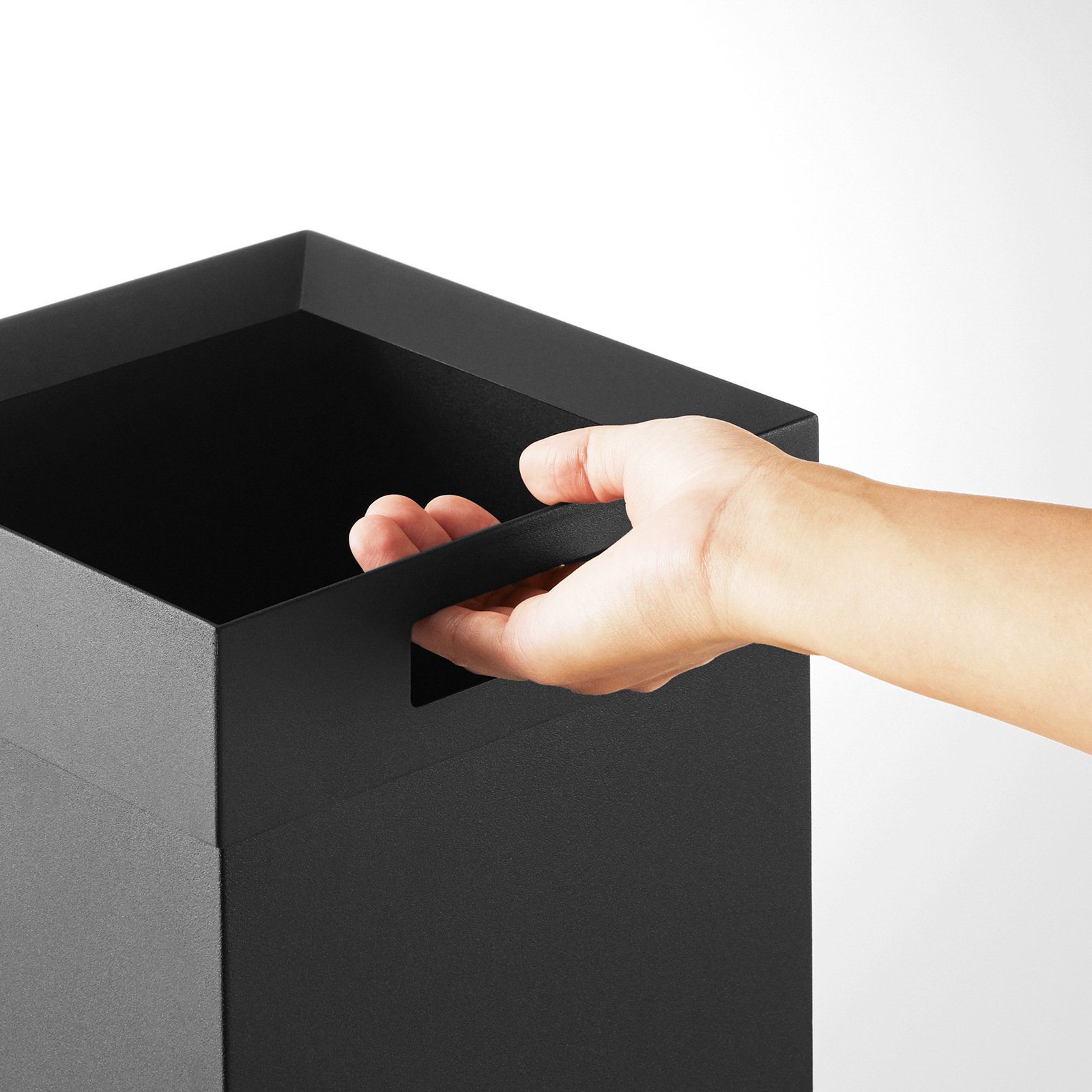 Niedriger Papierkorb TOWER schwarz