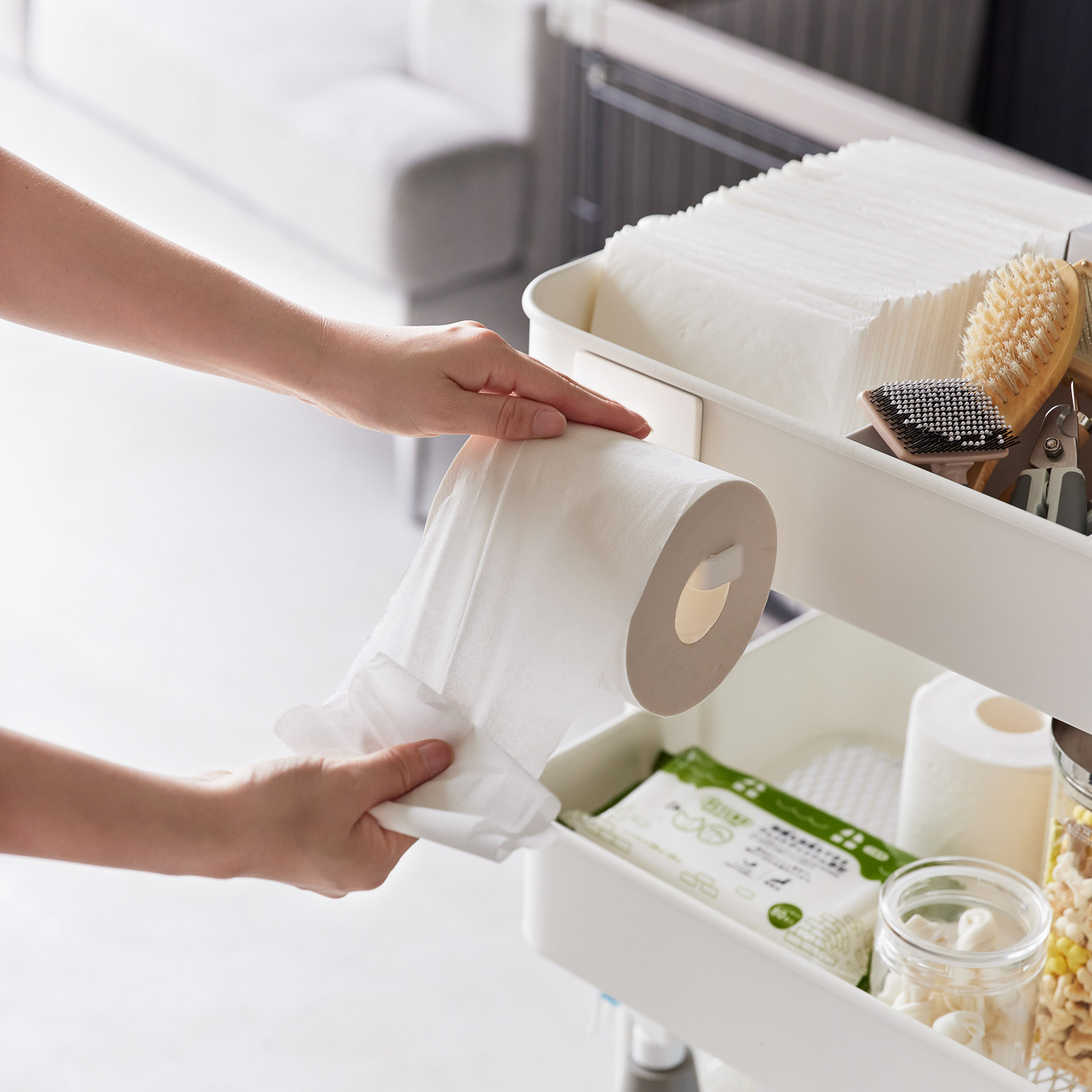 TOWER Magnetischer Toilettenpapierhalter weiss