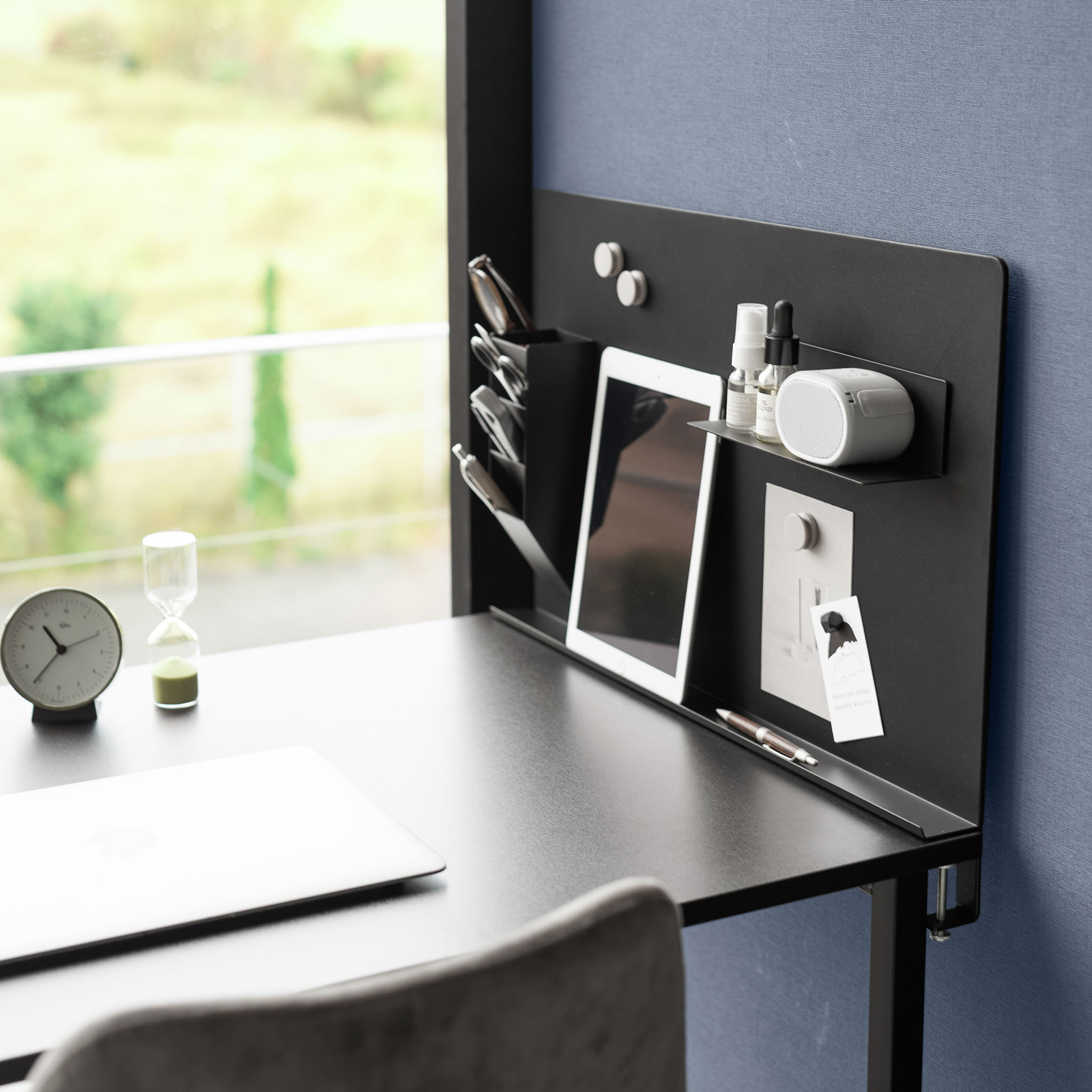 Magnetwand für den Schreibtisch TOWER black
