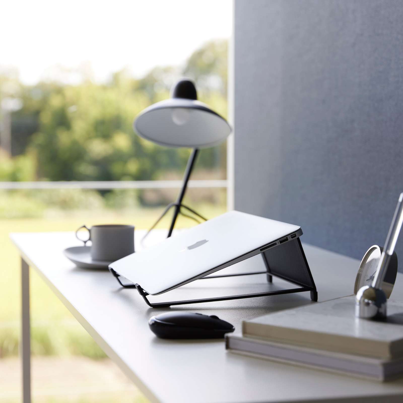 Tablet-/Laptophalter mit Doppelfunktion TOWER schwarz