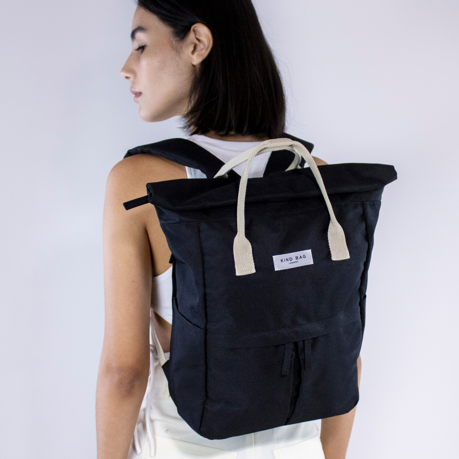 Medium Backpack Pebble Black 