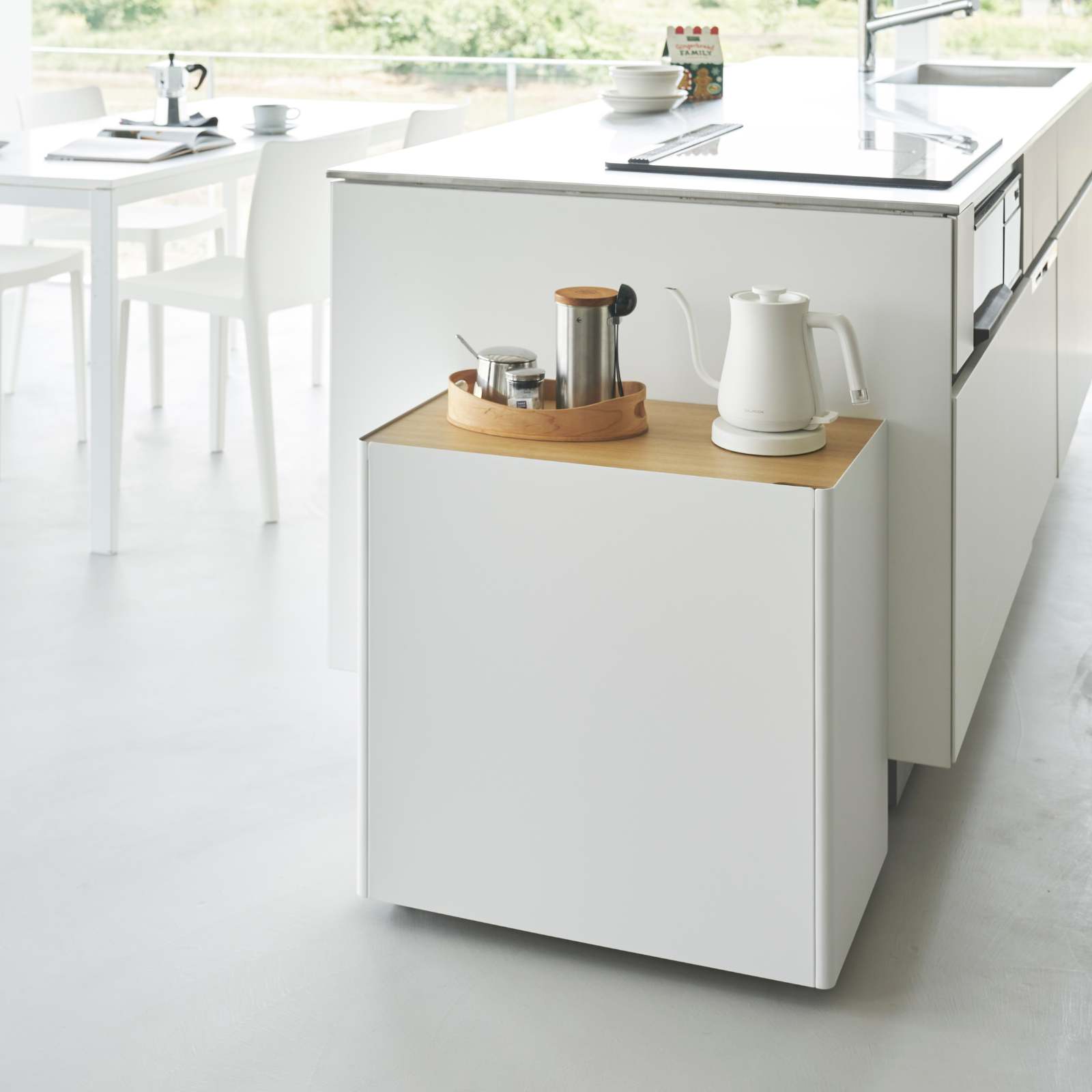 Chariot semi-fermé avec tablette en bois TOWER blanc