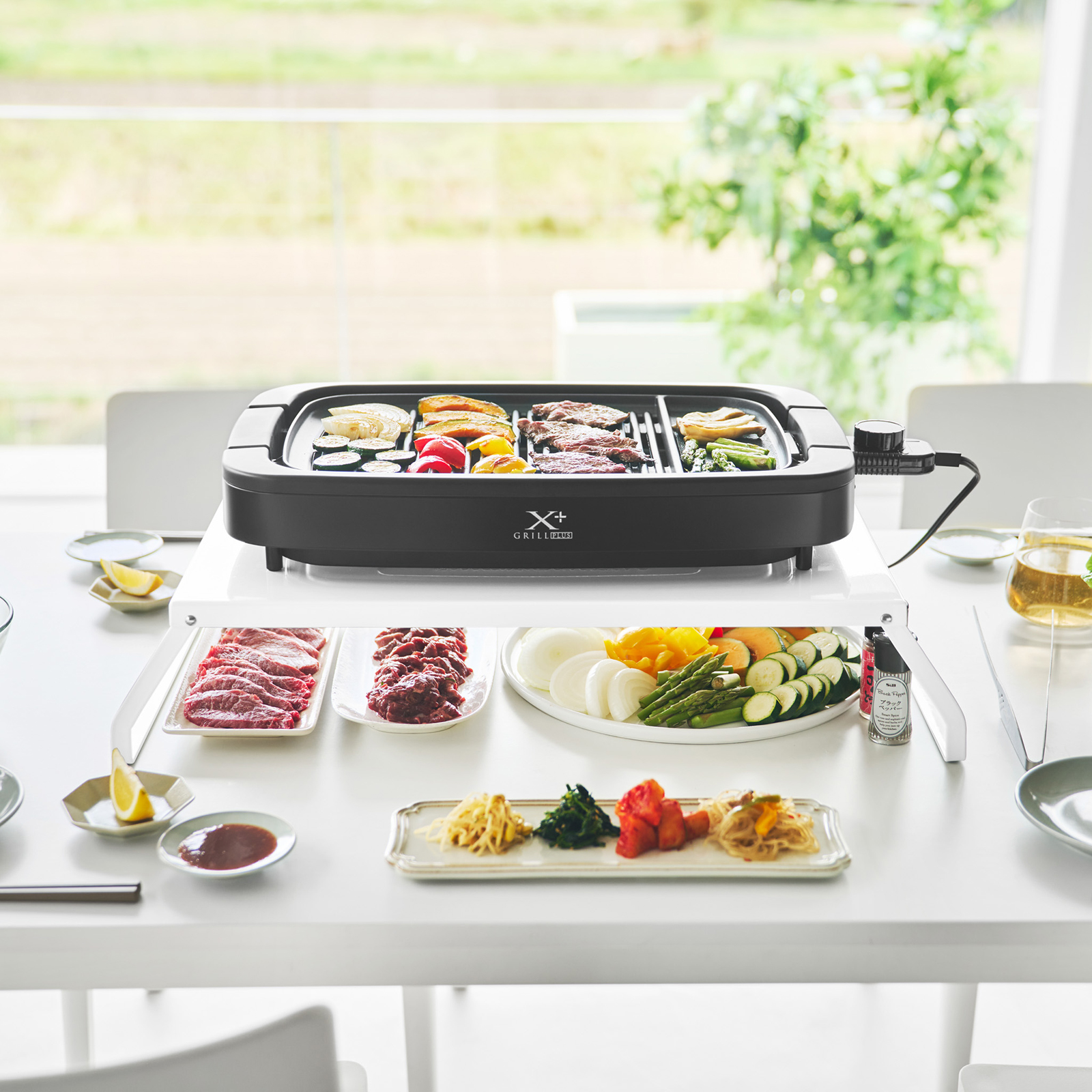 Klappbarer Tisch-Grillständer TOWER weiss