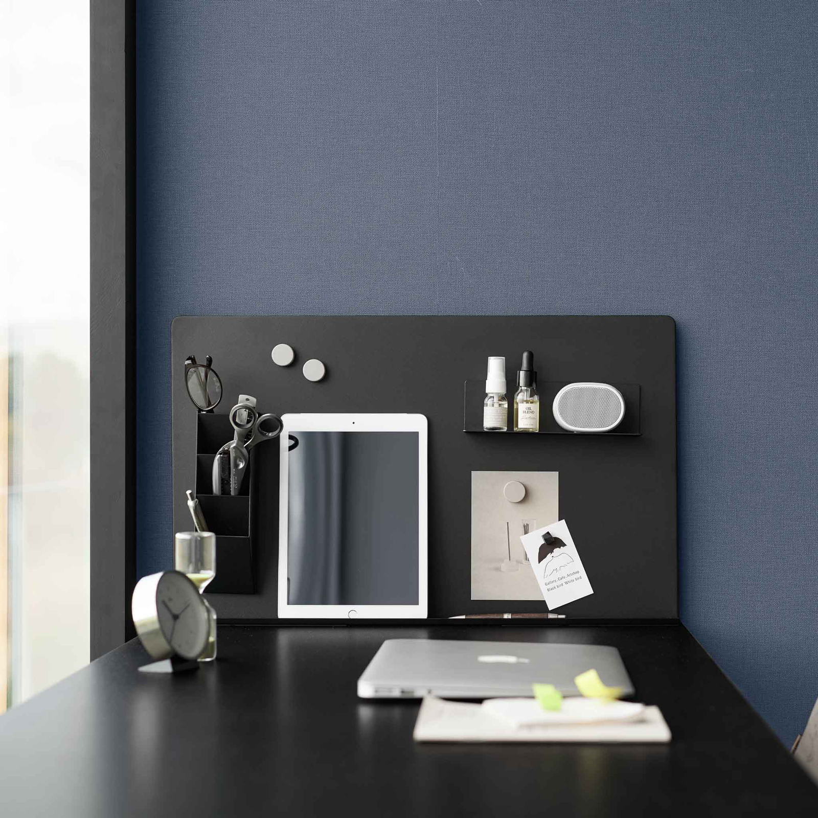 Magnetwand für den Schreibtisch TOWER black