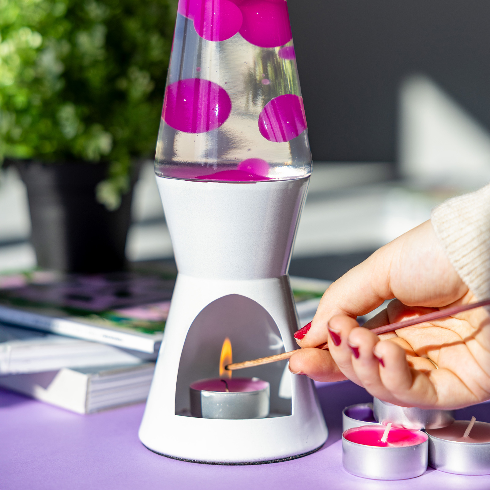 Lava Lamp T-LIGHT - white & pink 