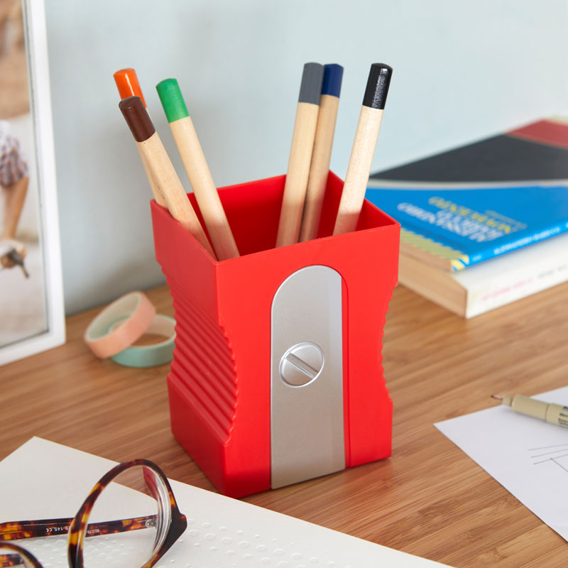 Support-stylo SHARPENER rouge 