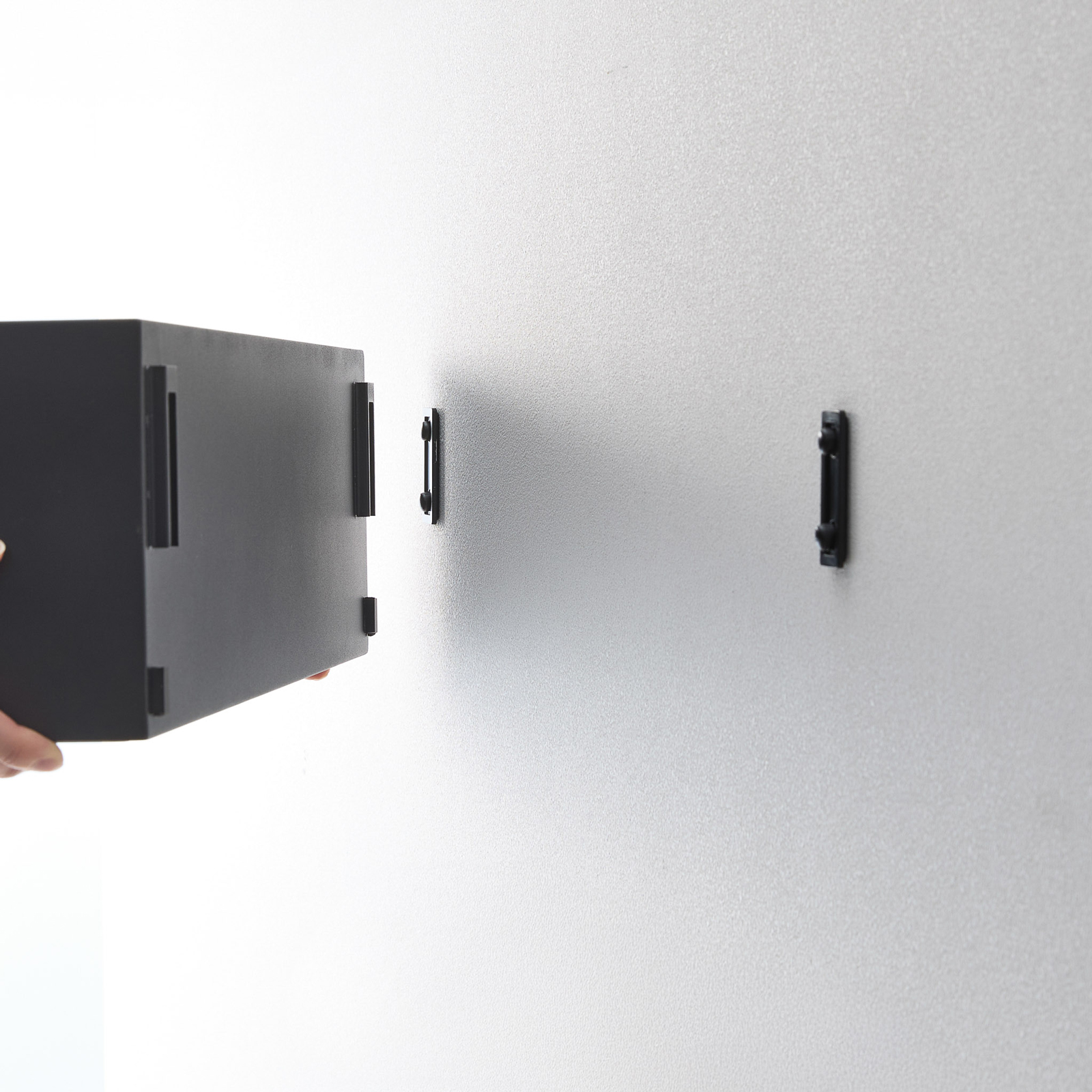 Aufbewahrungsbox mit Wandbefestigung TOWER schwarz