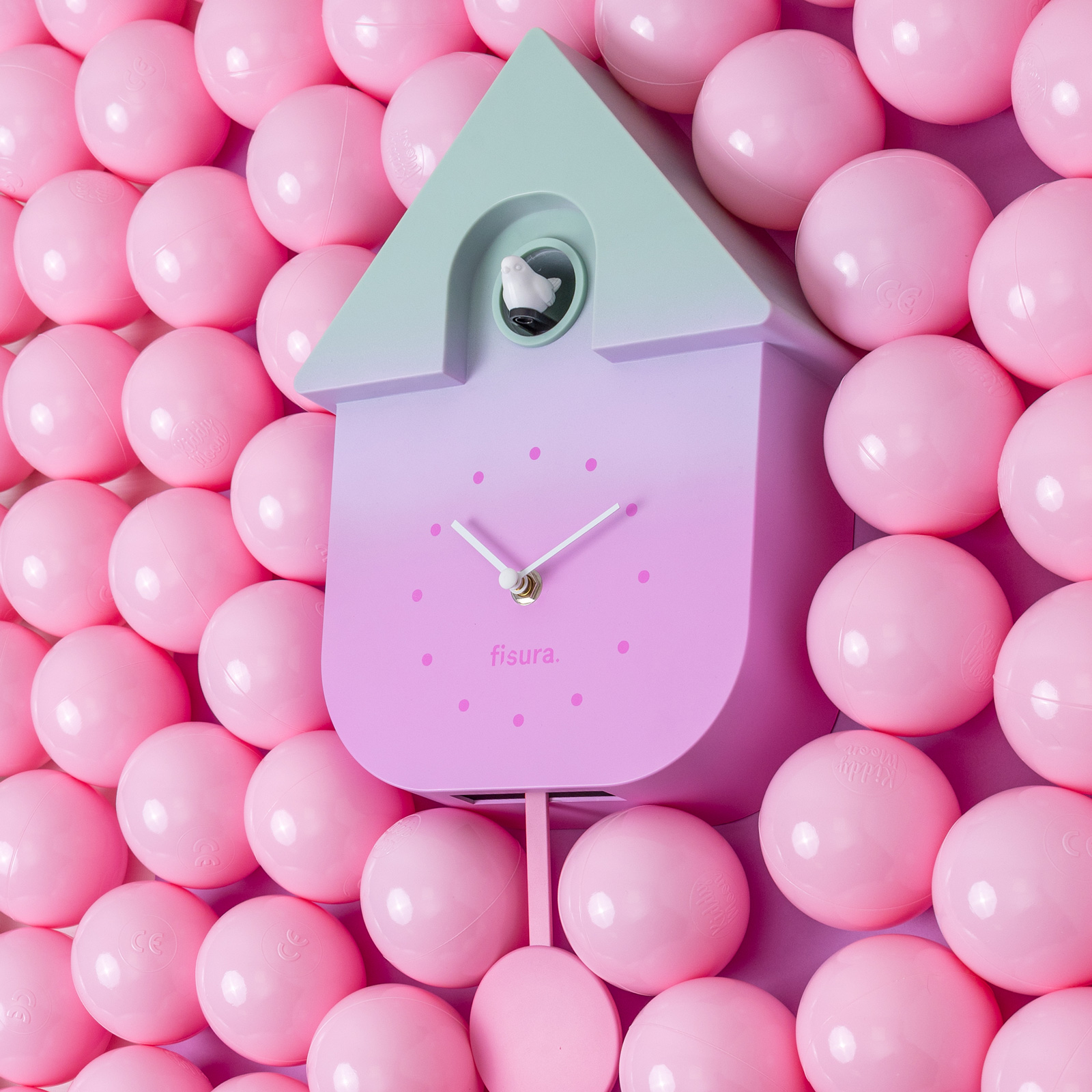 CUCKOO CLOCK - gradient 