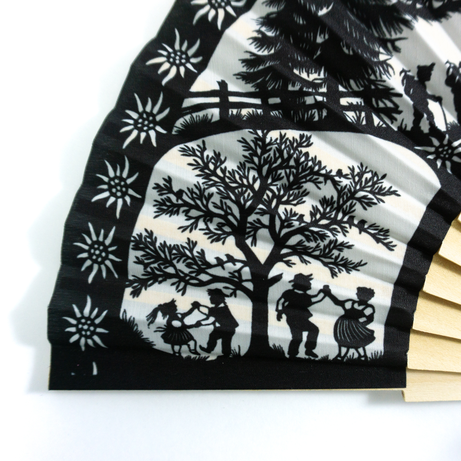 Handfächer SWISS TRADITION